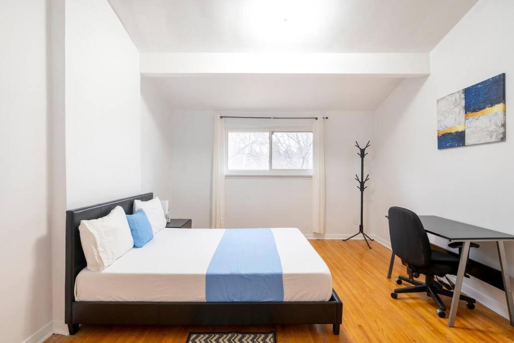 Harmony Home Near University Of ウォータールー エクステリア 写真